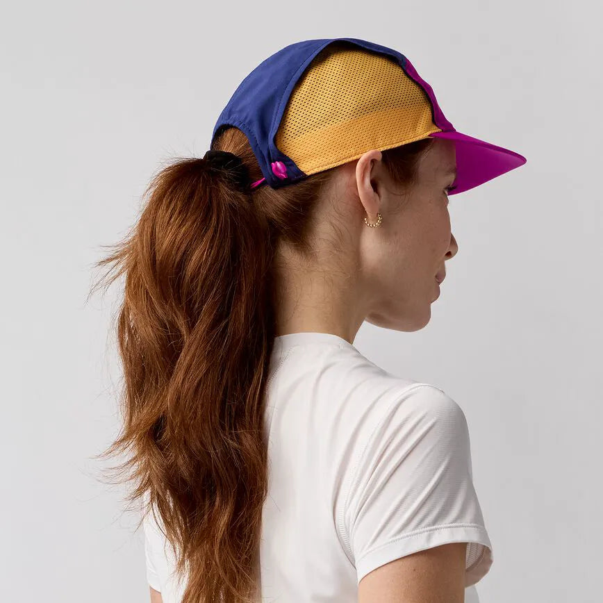 Magenta/Midnight/Brooks Logo